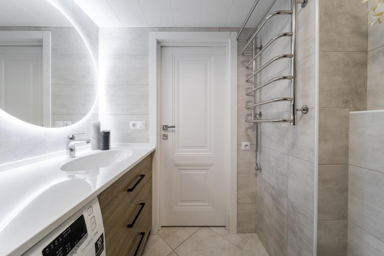 Inshiapartments On Slovatskoho Str Лвив Екстериор снимка